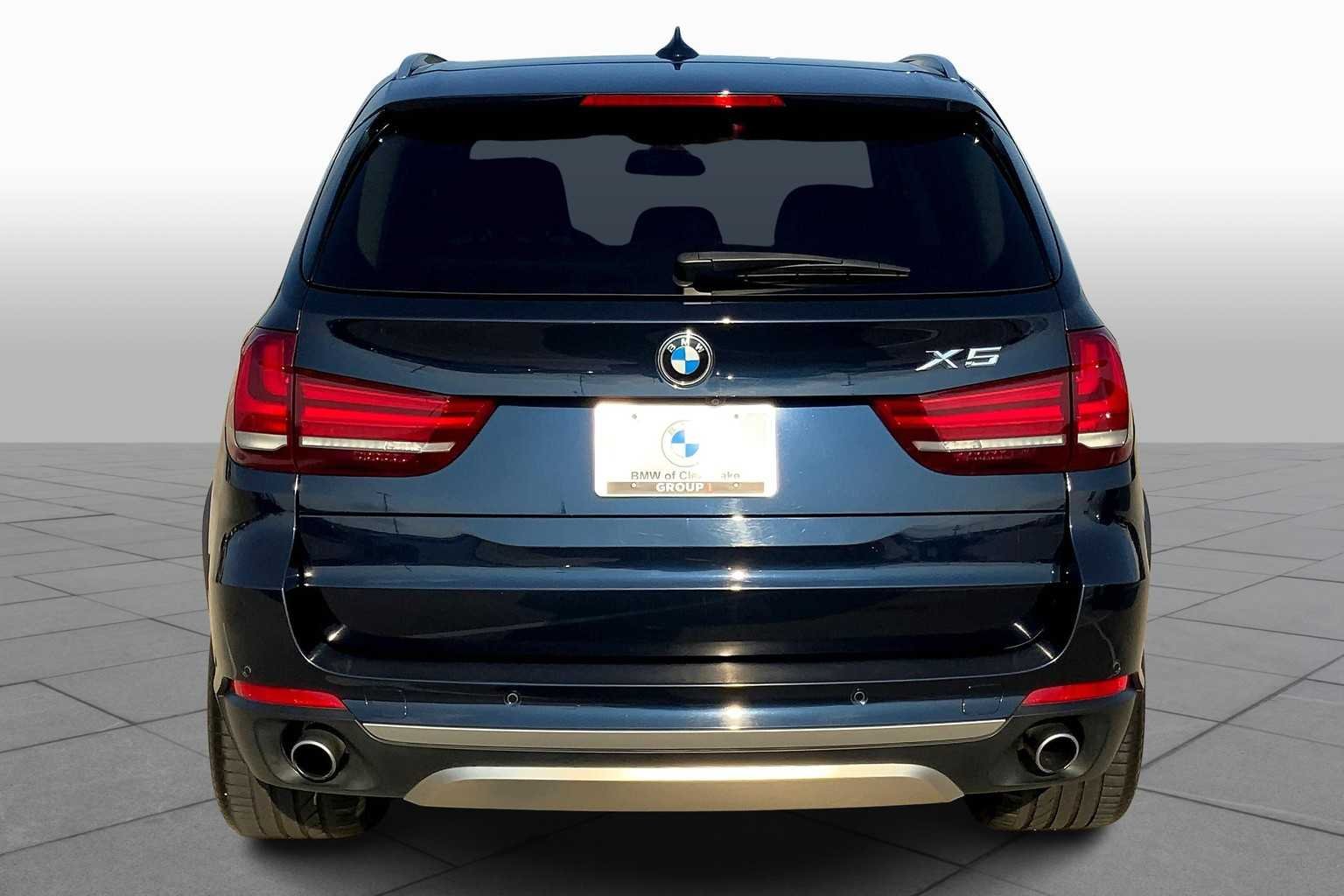 Used 2016 Imperial Blue Metallic BMW sDrive35i image 4