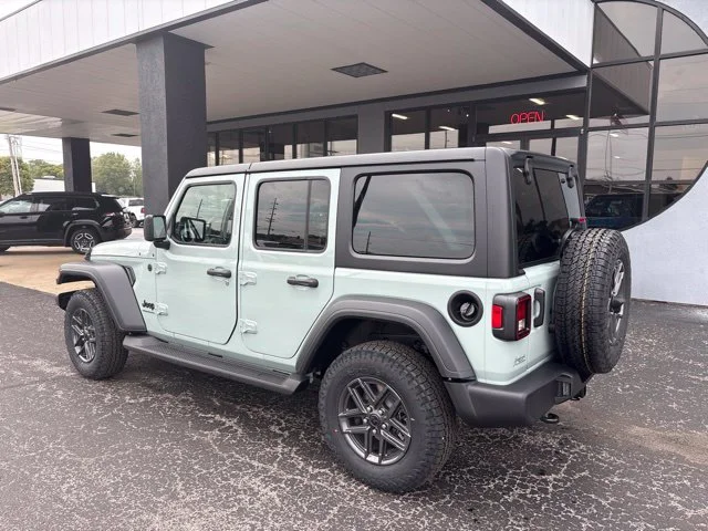 New 2027 White/off-white Jeep Sport S image 6