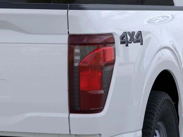 New 2026 Oxford White Ford XL image 21
