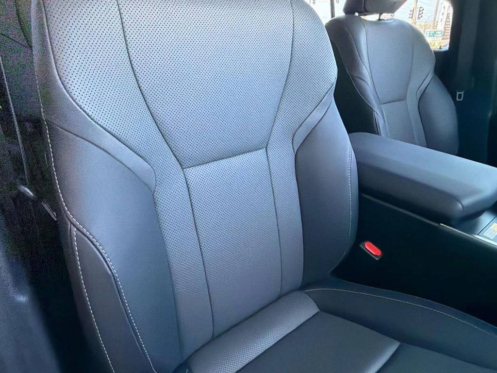 Used 2024 Incognito Lexus Premium+ image 41