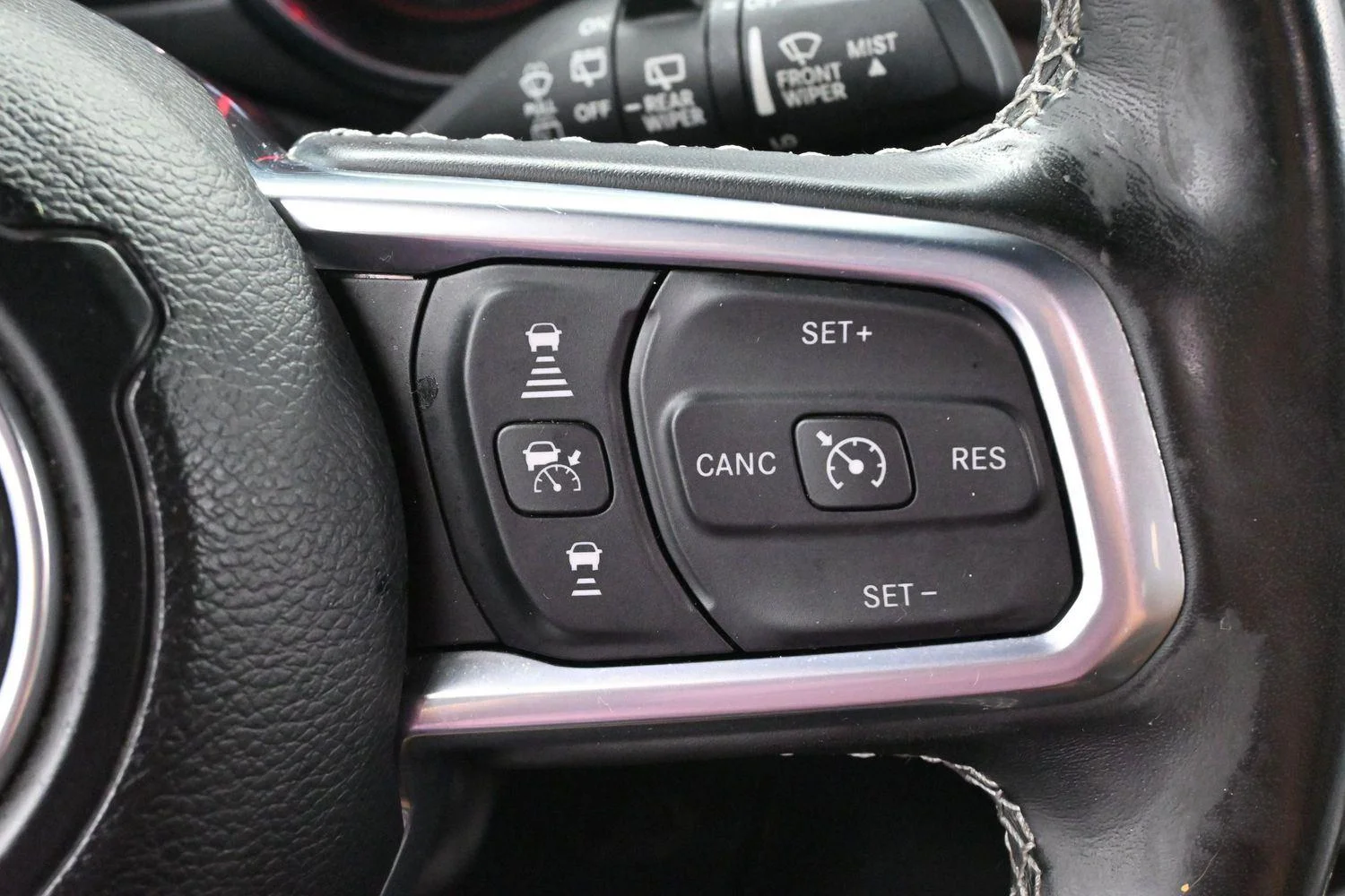 Used 2022 Granite Crystal Metallic Clearcoat Jeep Unlimited Rubicon image 18