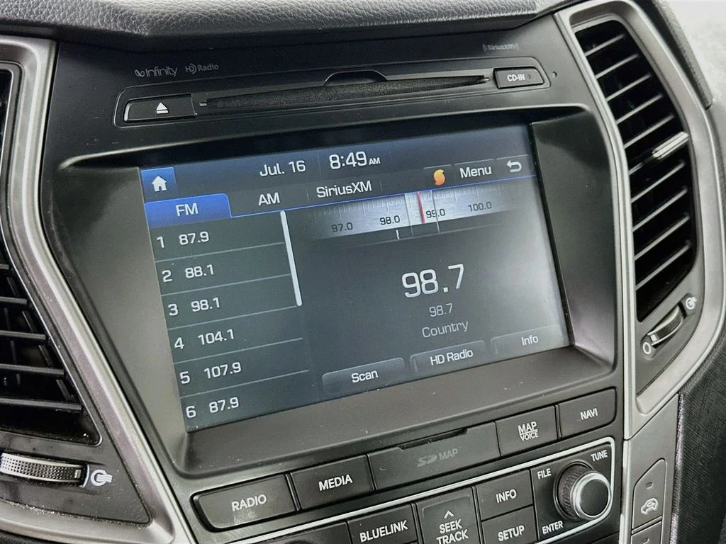 Used 2018 Pearl White Hyundai 2.0T Ultimate image 16