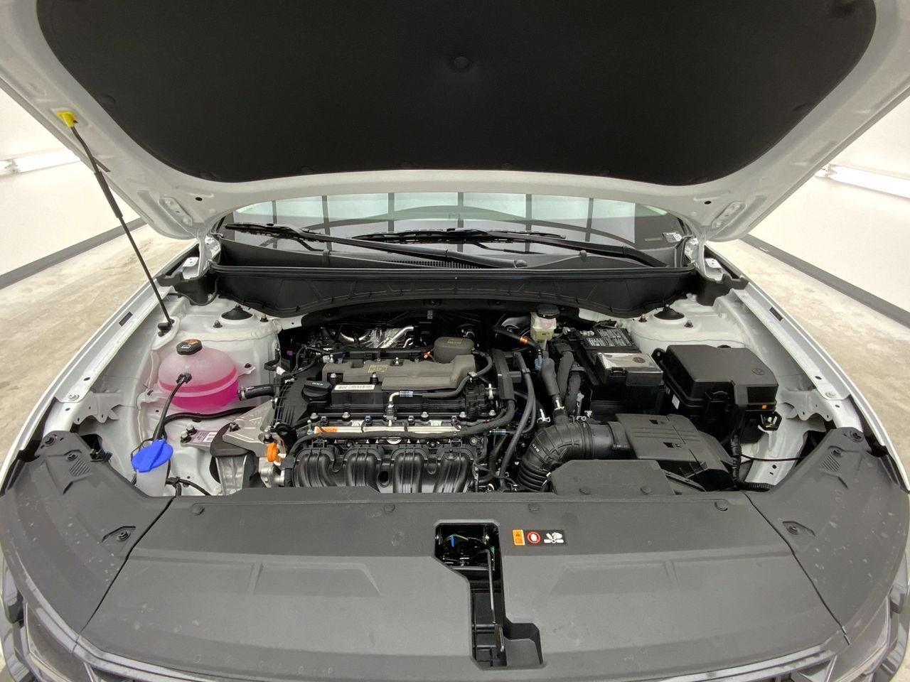 New 2026 Serenity White Pearl Hyundai SE AWD image 6