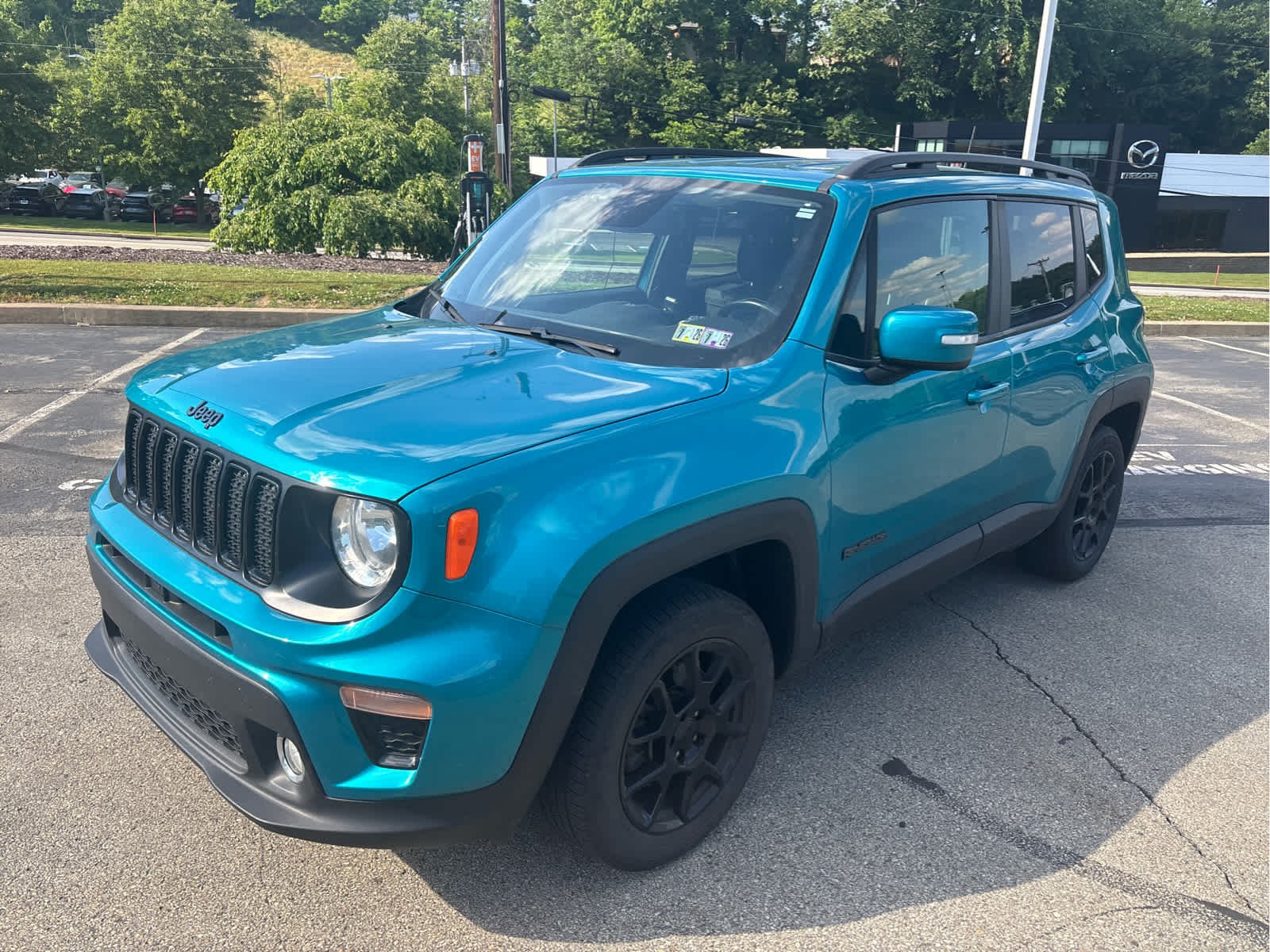 Used 2020 Bikini Metallic Clearcoat Jeep Altitude image 3