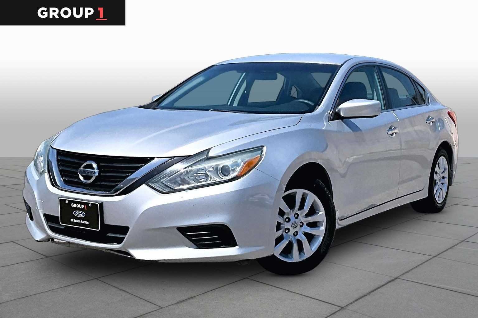 Used 2018 Brilliant Silver Nissan 2.5 S image 1