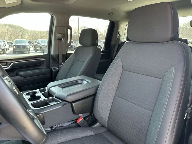Used 2025 White Chevrolet LT image 15