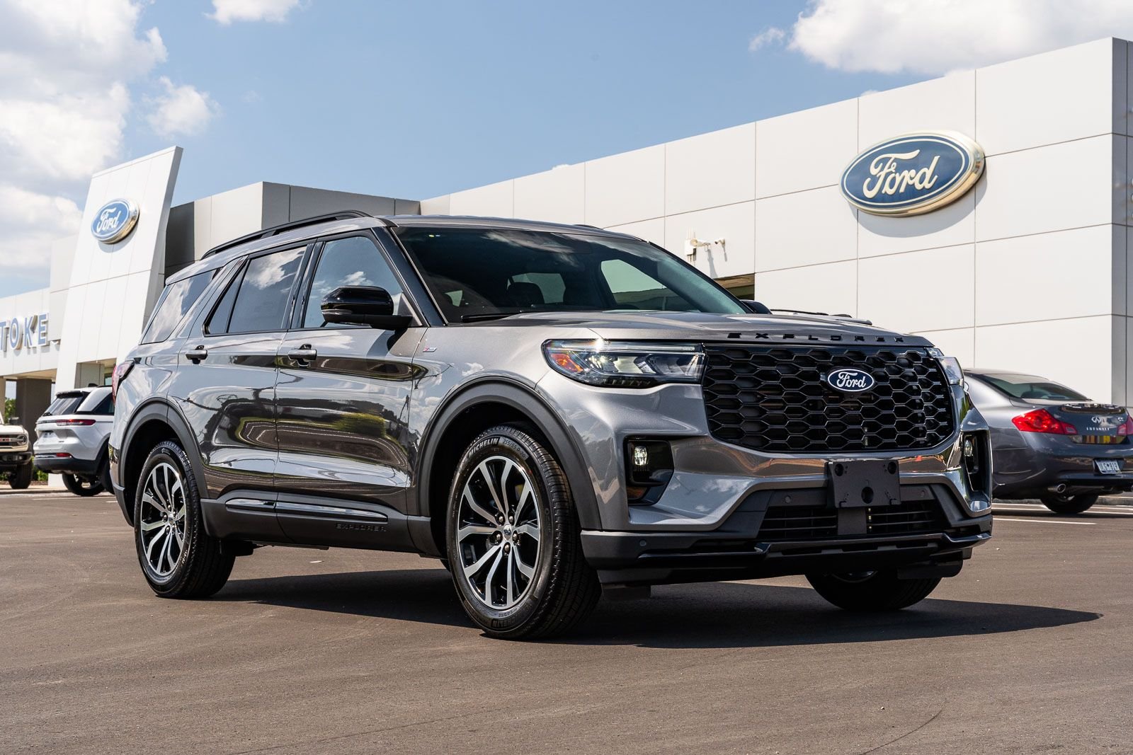 2027 Ford Explorer ST-LINE