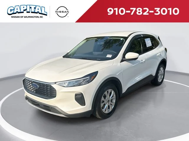 Used 2023 White Ford Active image 1