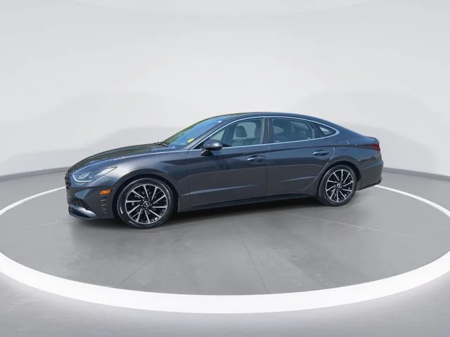 Used 2021 Gray Hyundai Limited image 4