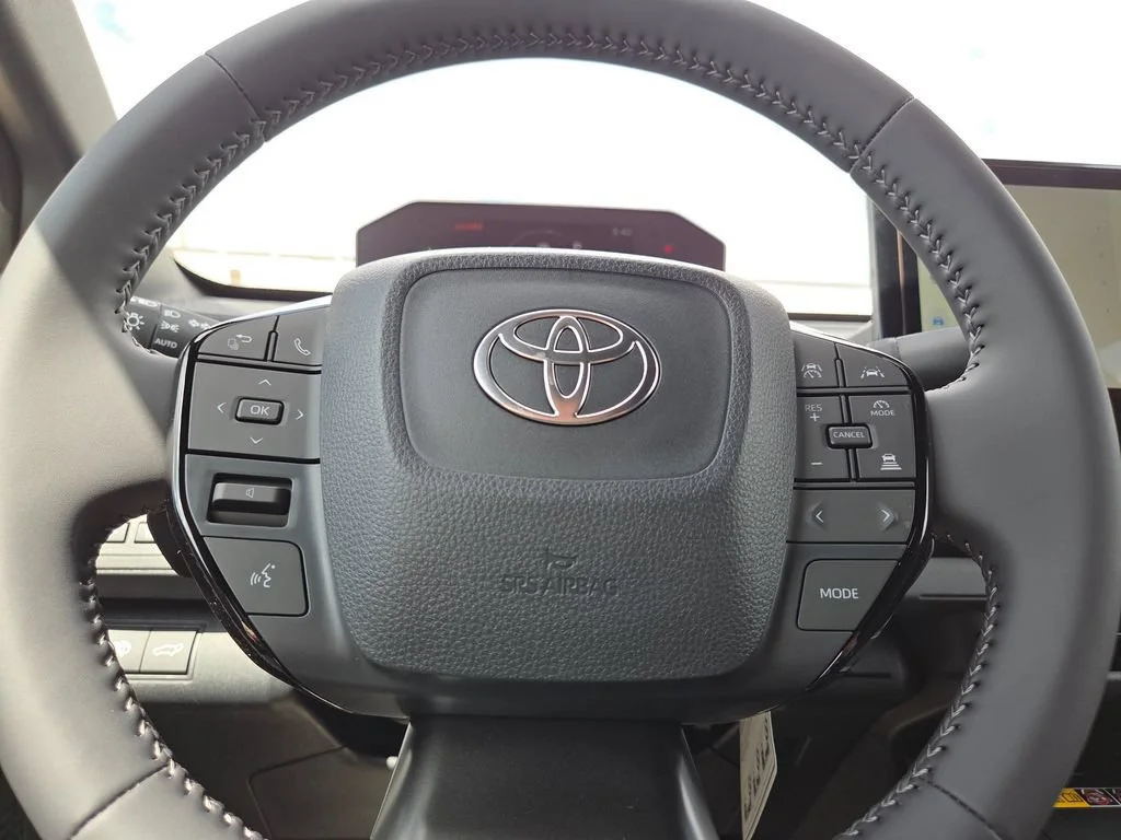 2026 Toyota C-HR SE - Photo 33