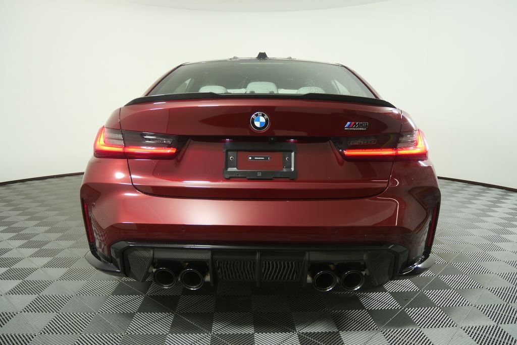 New 2027 Aventurin Red Metallic BMW Competition image 4