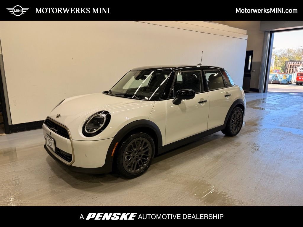 2026 MINI Hardtop's photo