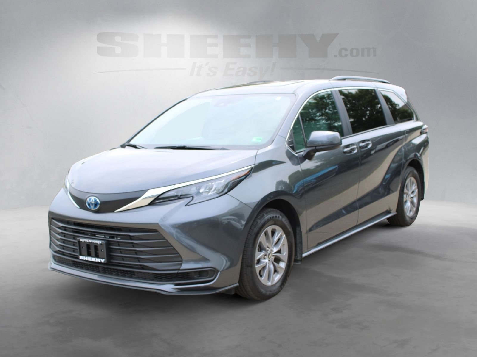 Used 2025 Gray Toyota LE image 17
