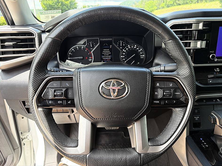 Used 2024 Ice Cap Toyota SR5 image 13