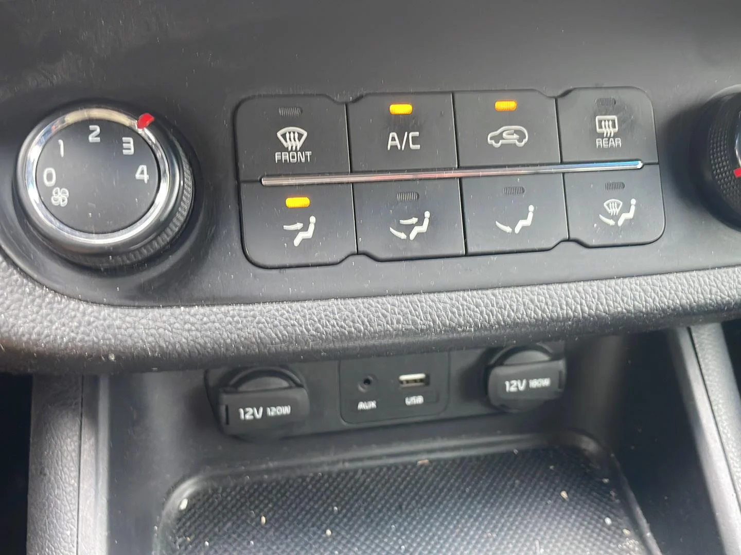 Used 2016 Twilight Blue Kia LX image 4