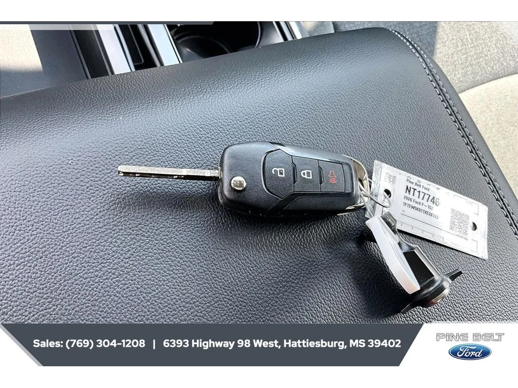 New 2026 Carbonized Gray Metallic Ford XLT image 9