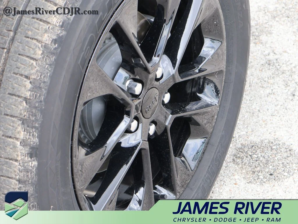 Used 2023 Black Jeep Sahara 4xe image 39