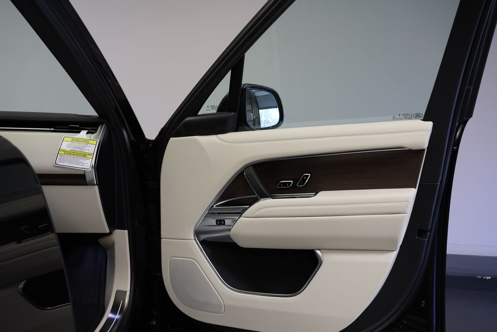 2026 Land Rover Range Rover SE - Photo 36