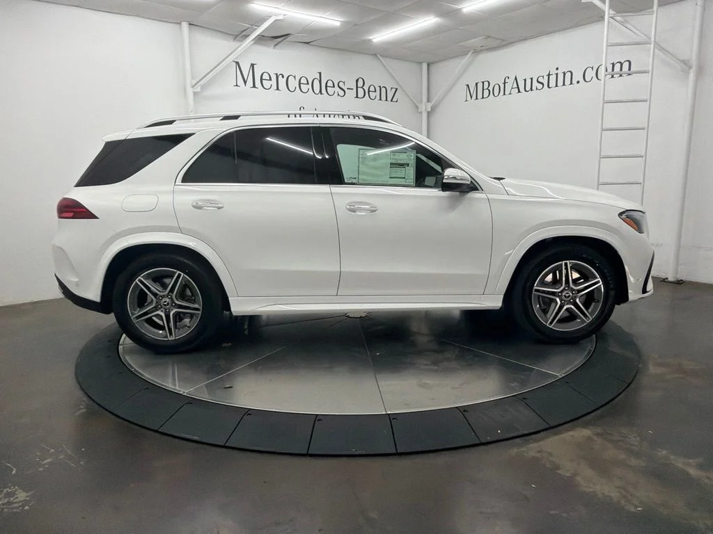 New 2026 White Mercedes-Benz GLE 580 image 8