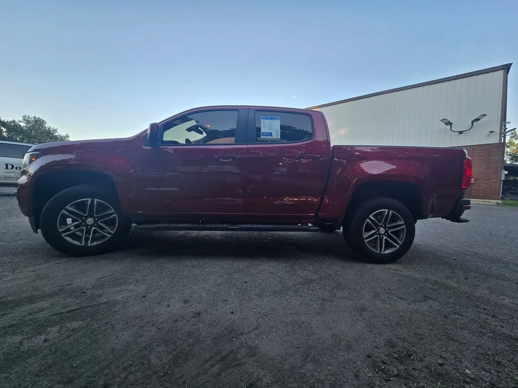 Used 2021 Red Chevrolet Work Truck image 33