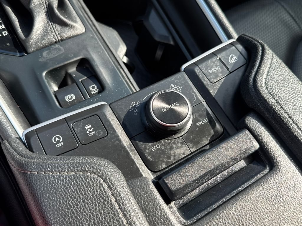 Used 2024 Black Toyota Platinum image 29