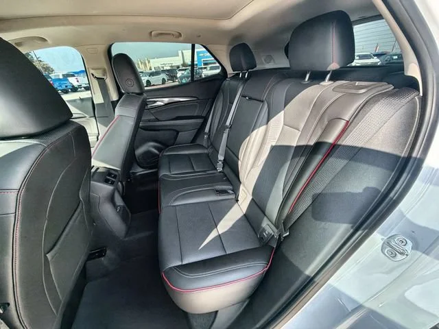 2023 Buick Envision Essence - Photo 24