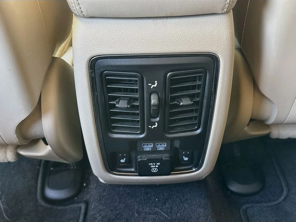Used 2017 Brown Jeep Limited image 29