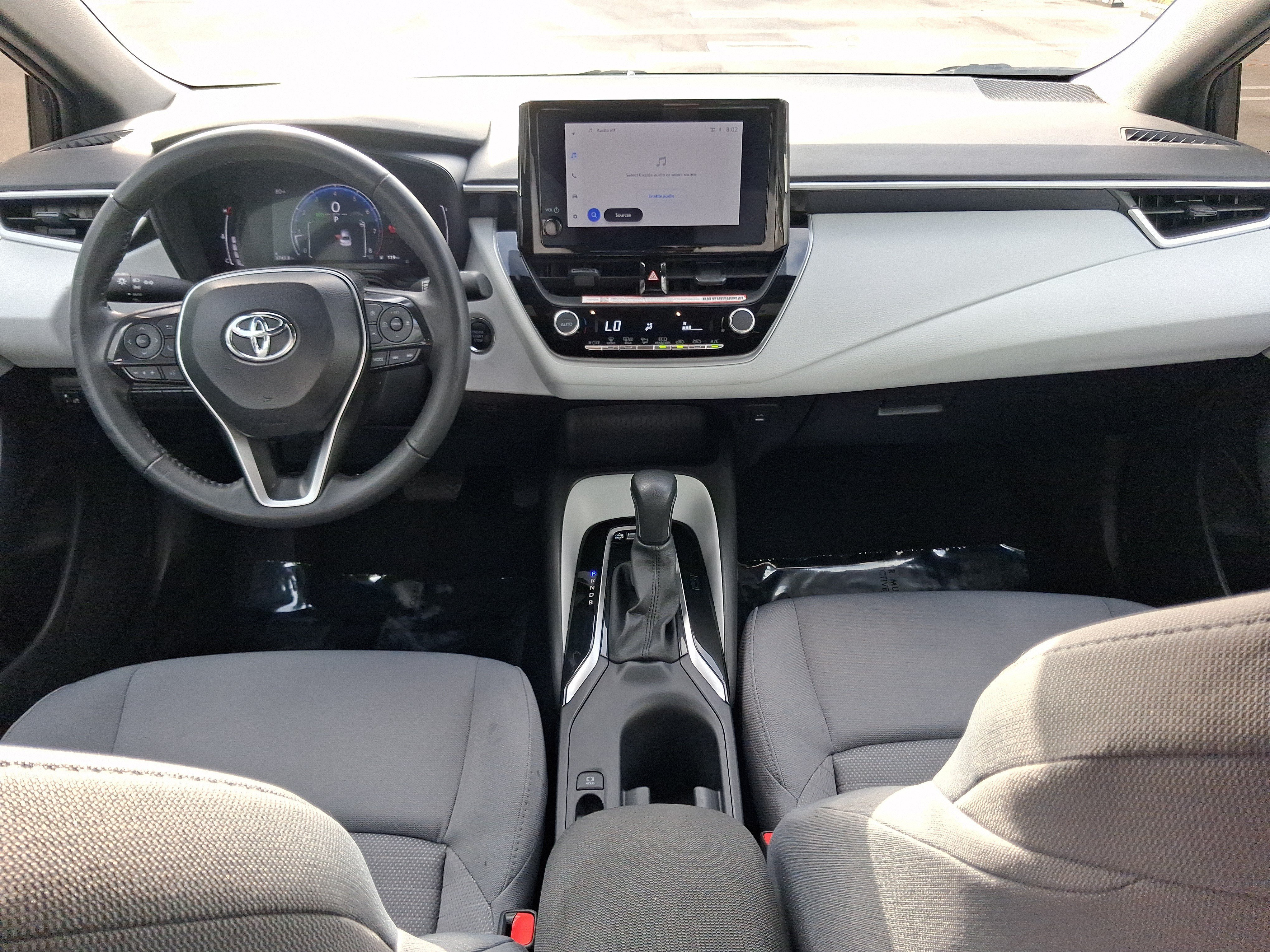 Used 2026  Toyota SE image 9