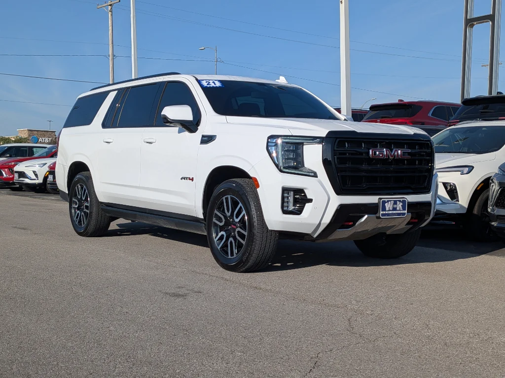 Used 2021 Summit White GMC AT4 image 1