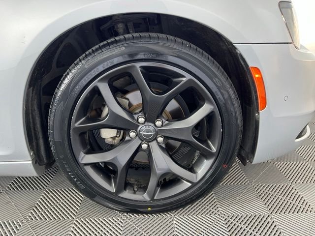 Used 2021 Silver Chrysler S image 43