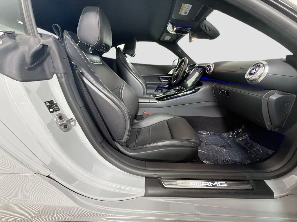 Used 2022 Gray Mercedes-Benz SL 63 AMG® image 27