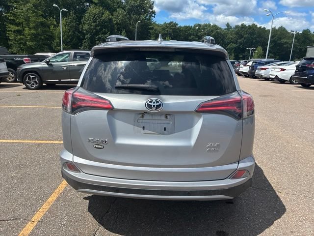 Used 2017 Silver Sky Metallic Toyota XLE image 4