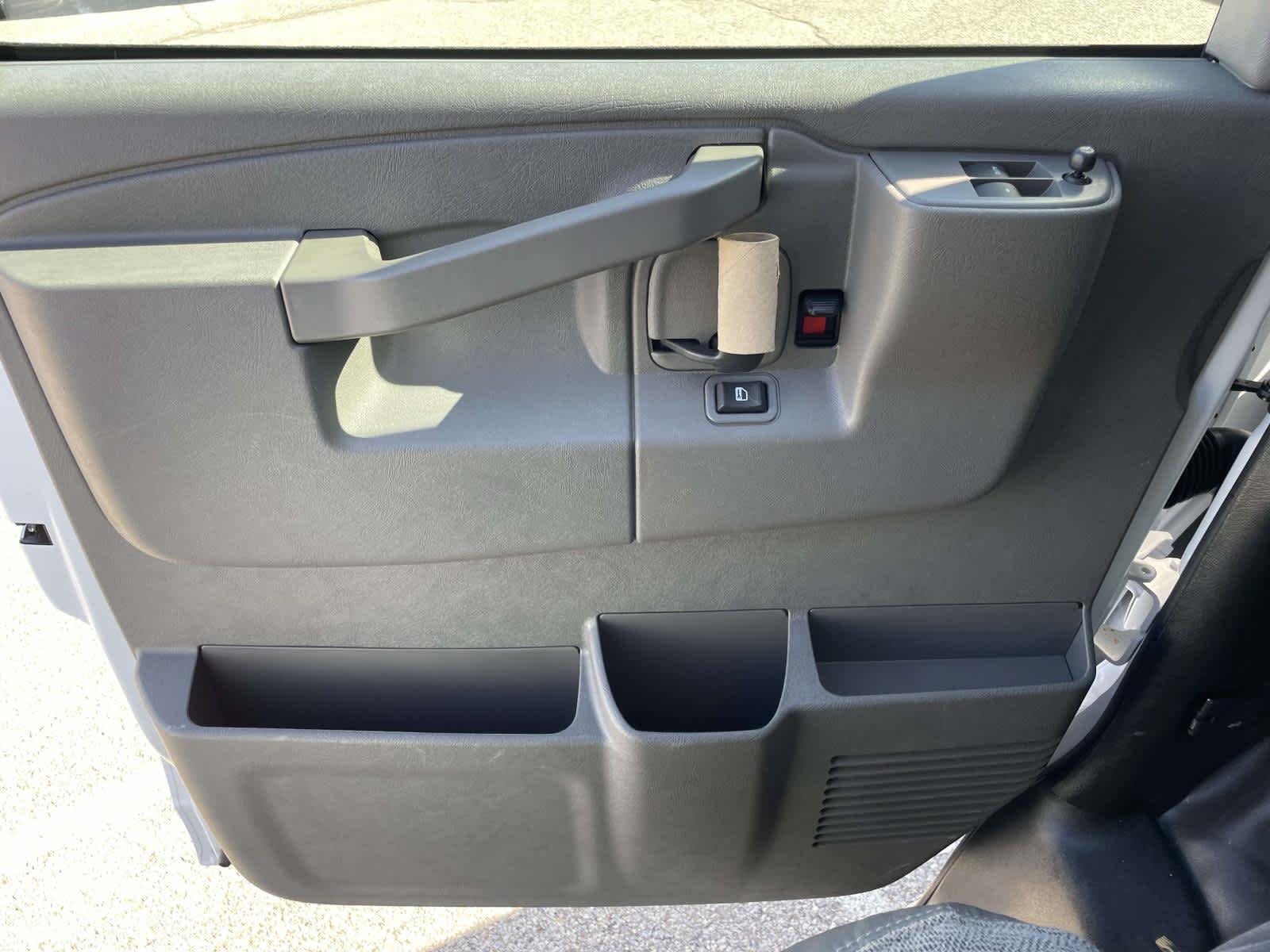 2026 Chevrolet Express Cargo Work Van - Photo 23