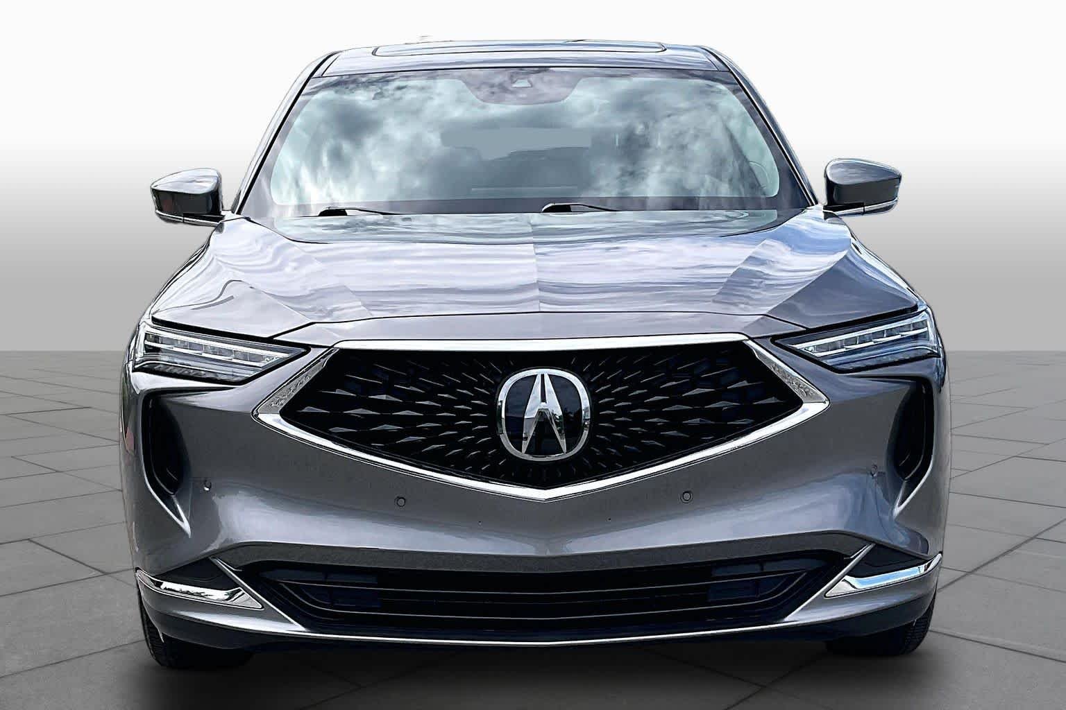 Used 2024 Liquid Carbon Metallic Acura w/Technology Package image 4