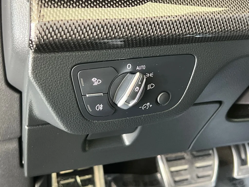 Used 2019 Silver Audi 3.0T Premium Plus image 38