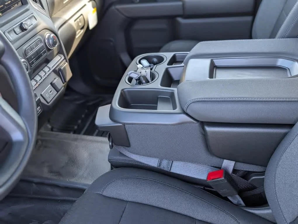 2025 GMC Sierra 2500HD Pro - Photo 29