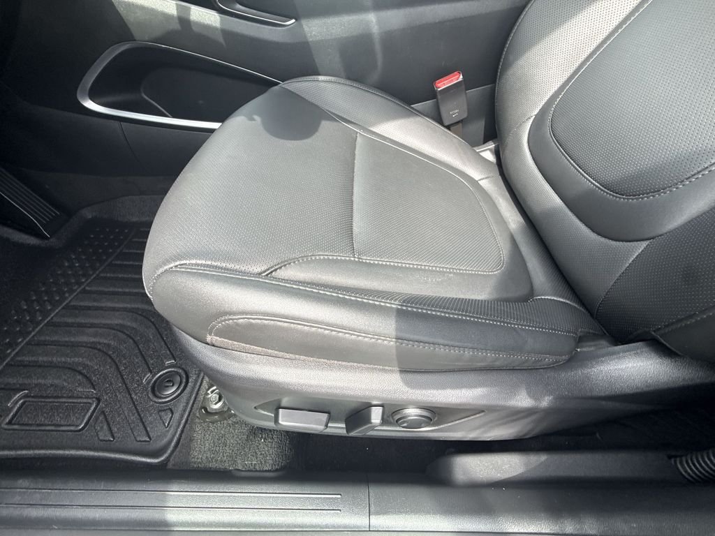 Used 2024 Blue Hyundai SEL Convenience image 14