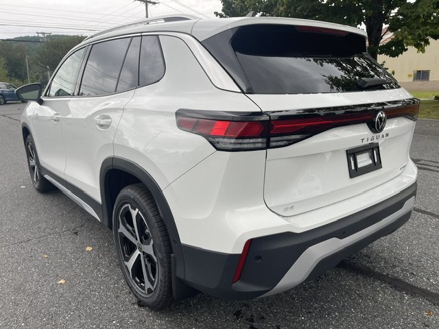 New 2026 Pure White Volkswagen 2.0T SE image 2
