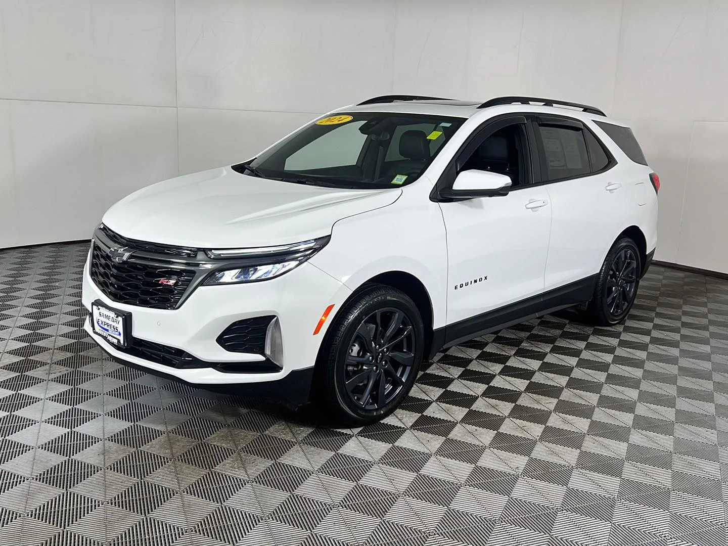 Used 2024 Summit White Chevrolet RS image 24