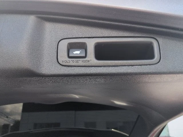 Used 2018 Gray Honda EX-L image 26