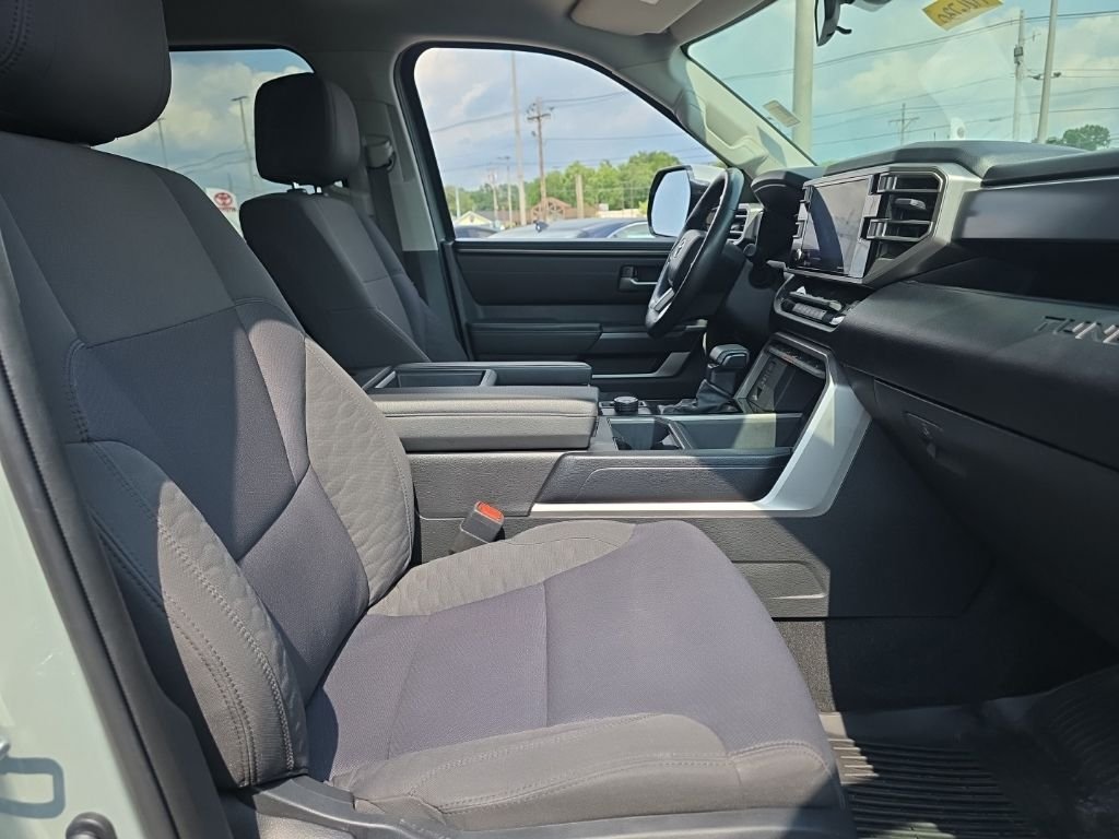 Used 2022 Gray Toyota SR5 image 11