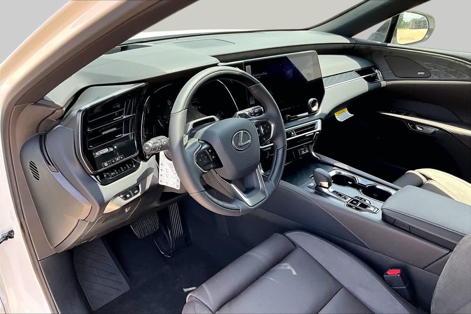 New 2026 Eminent White Pearl Lexus LUXURY image 8