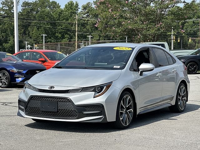 Certified Used 2022 Silver Toyota SE image 4