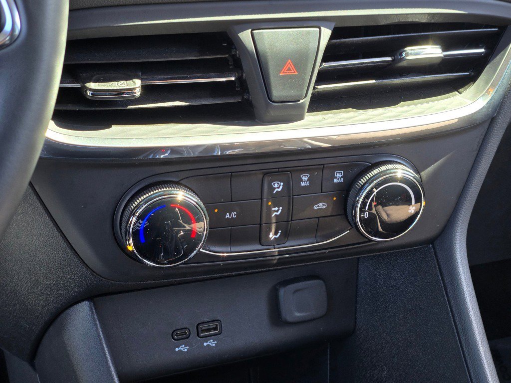 2025 Buick Encore GX Preferred - Photo 26