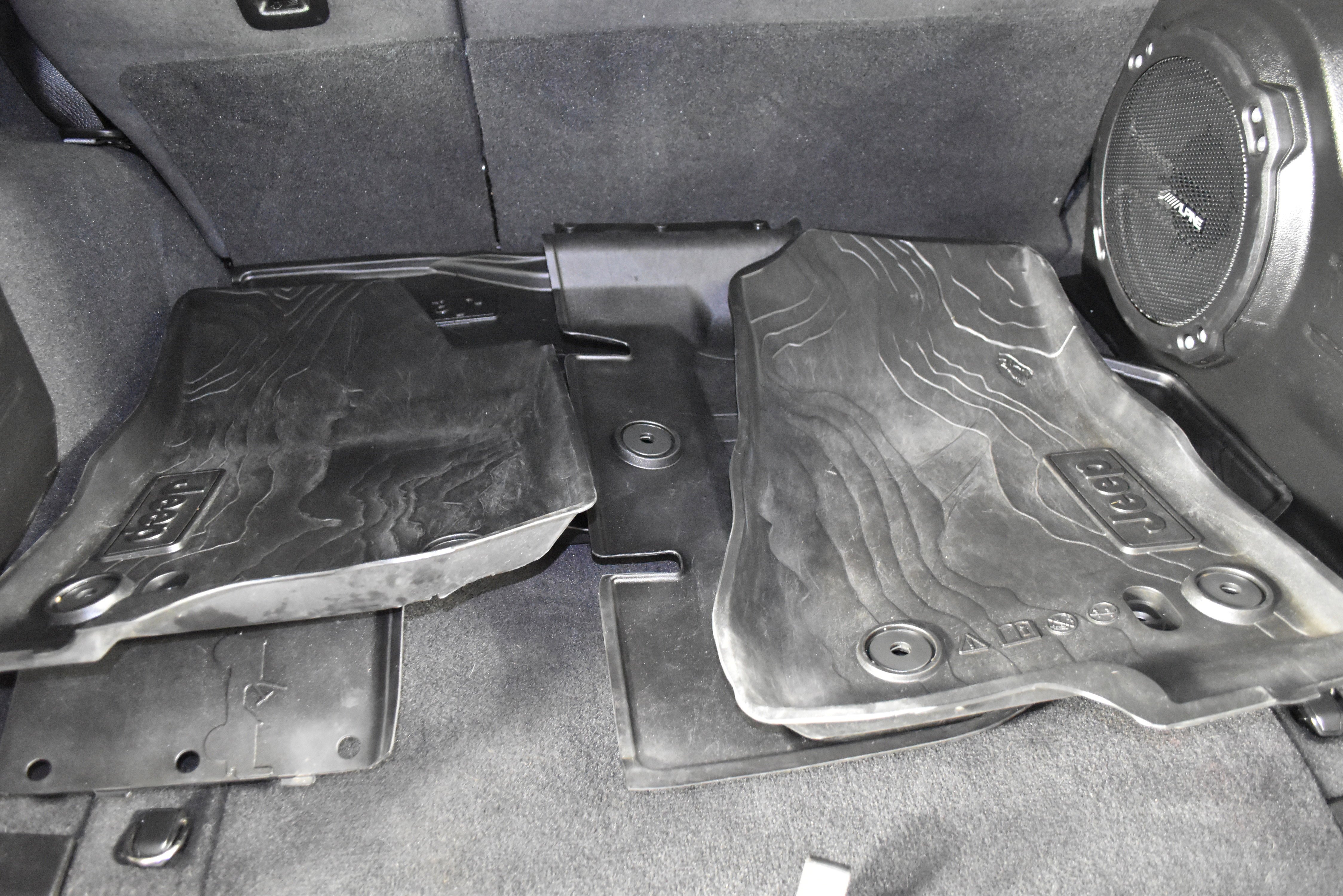 2020 Jeep Wrangler Unlimited Sahara Altitude - Photo 53