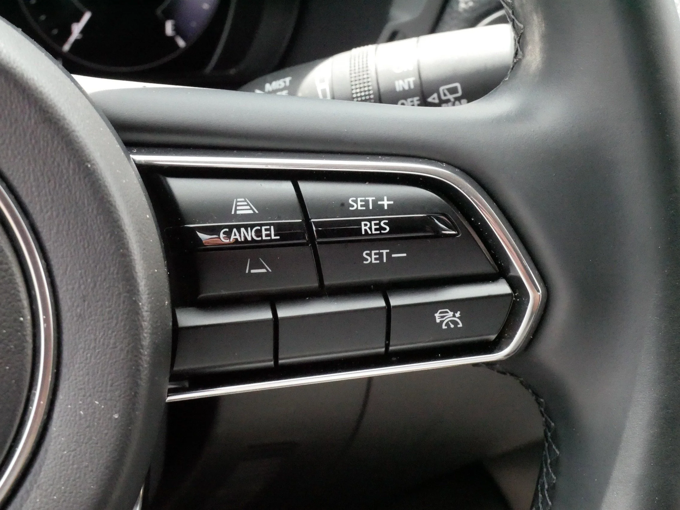 Used 2024 Jet Black Mica Mazda Preferred image 26