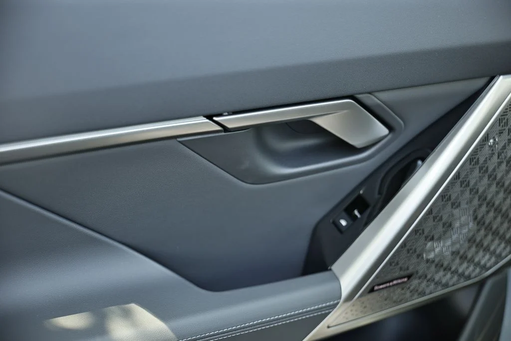 New 2027 Brooklyn Grey Metallic BMW 530i xDrive image 23