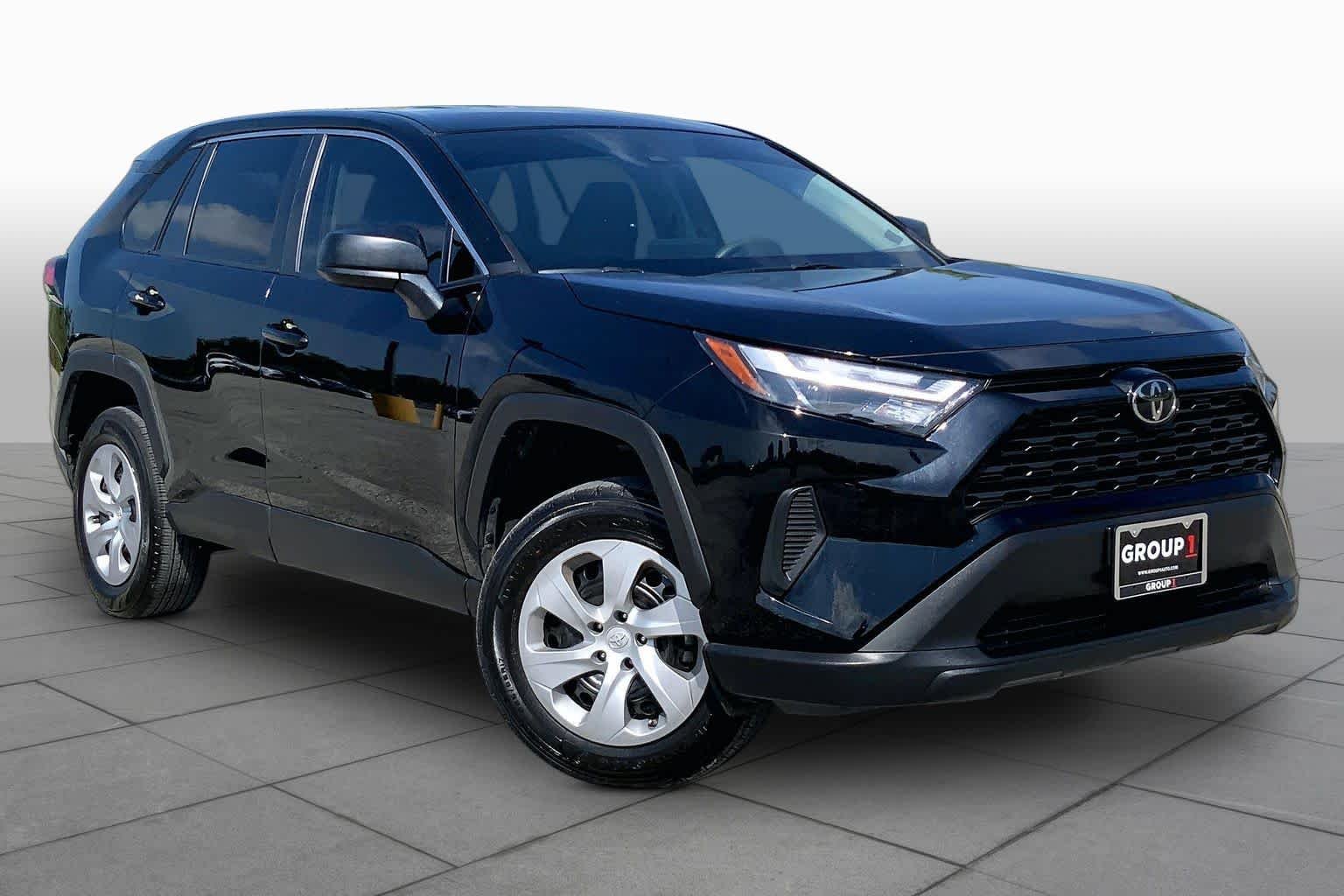 Used 2025 Midnight Black Metallic Toyota LE image 3