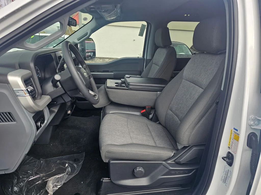 New 2026 Oxford White Ford F-350® XL image 22