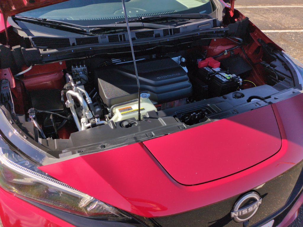 Used 2025 Scarlet Ember Nissan SV PLUS image 21